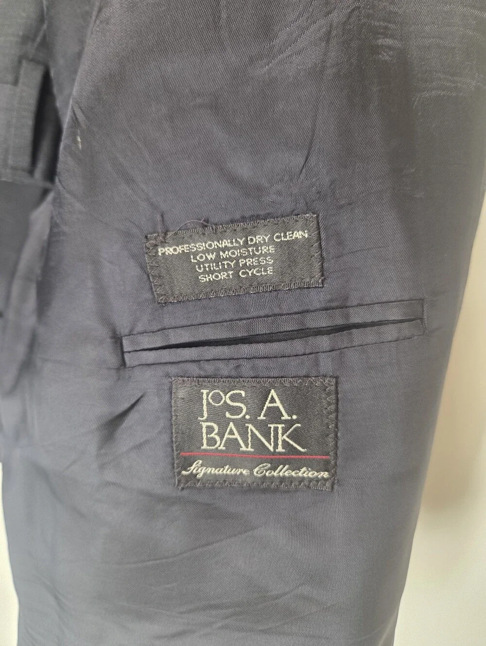 Jos. A. Bank Signature Collection 46R 38W Navy Glen Check Suit 100% Wool